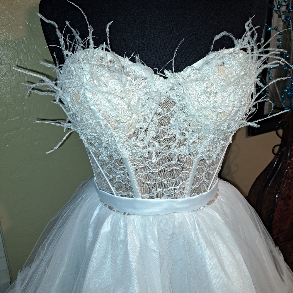 Elegant White Lace Corset Dress